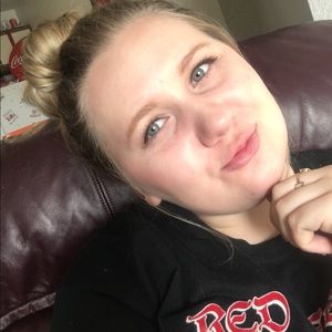 Meet your Posher, Hope